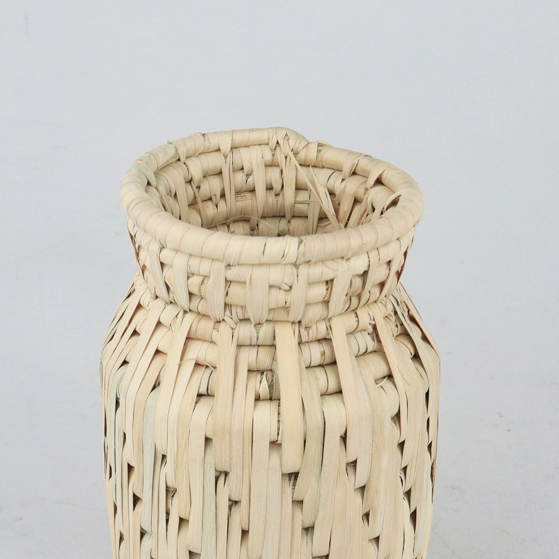 handicraft flower holding pot artificial flower pot for home and office decor - chef cookware