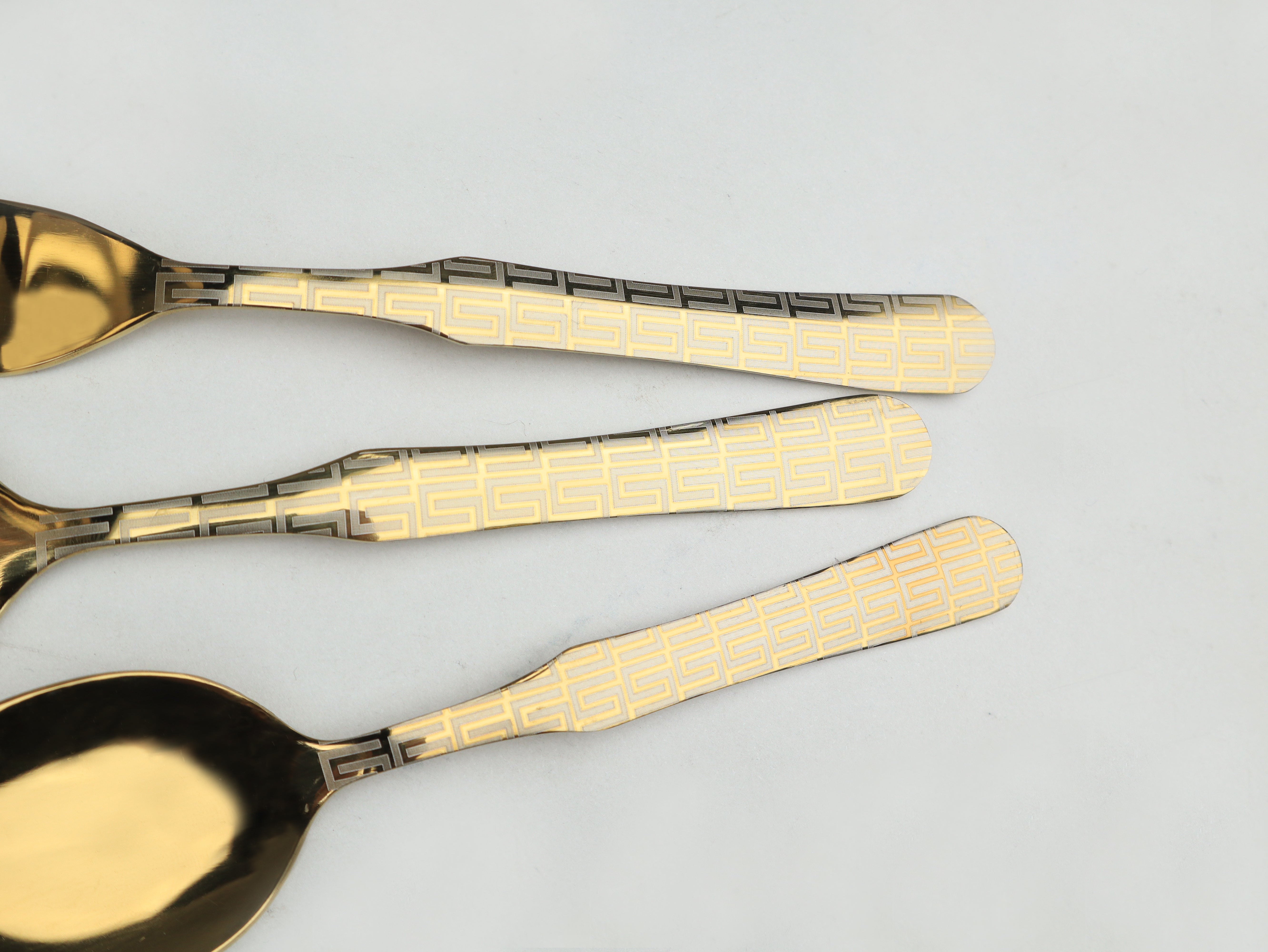 Stainless Steel PVD Gold Plated Cutlery Set 28 Pcs With Stand - Versace Design