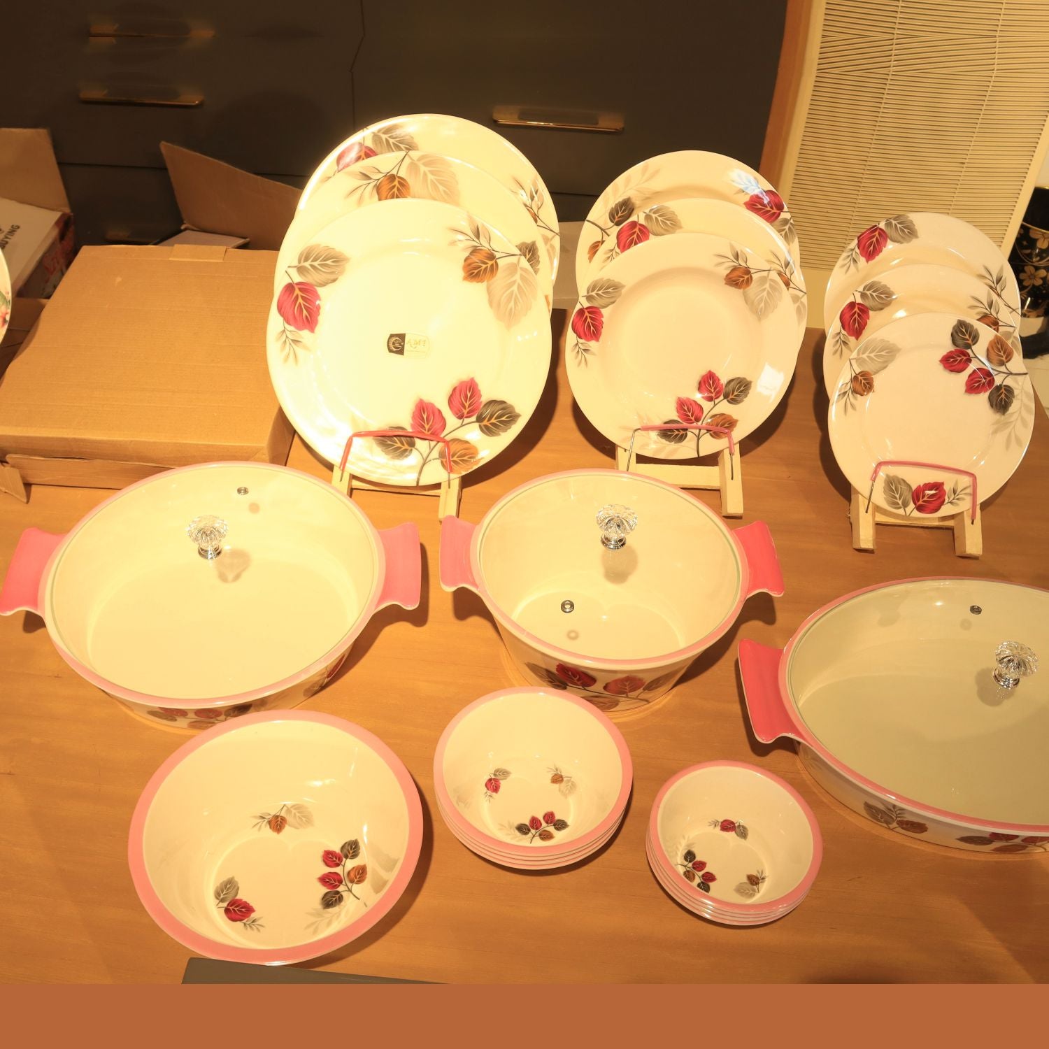 Crystal coated melamine dinner set premium quality at best price from majesticchef