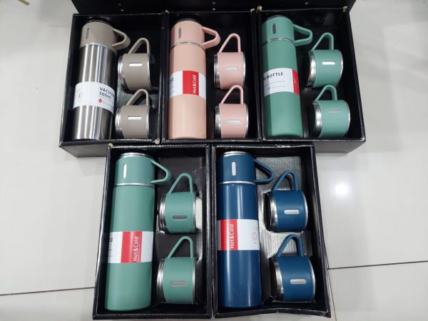 Chef 3 In 1 Vacuum Insulated Thermal Flask Set With Cup Set (random Color)