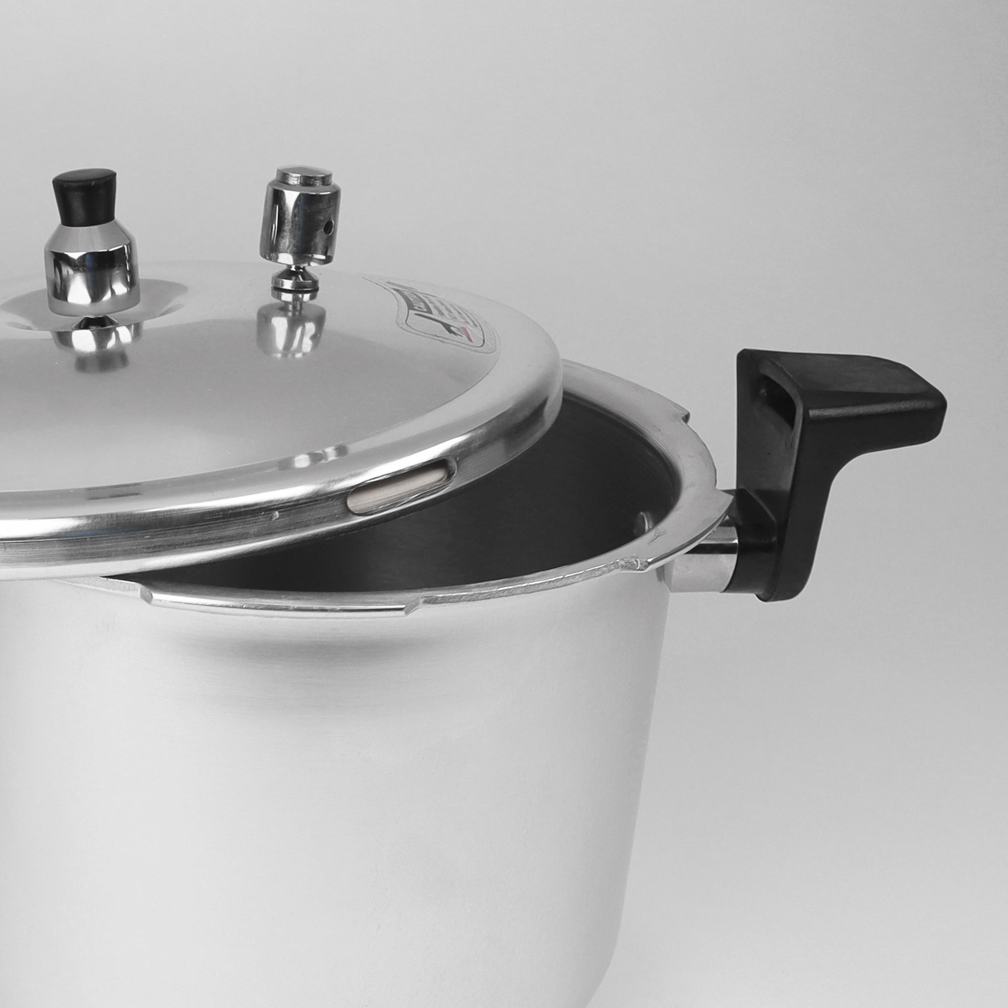 CHEF Best Aluminum Pressure Cooker - 1305 - 5 Liter